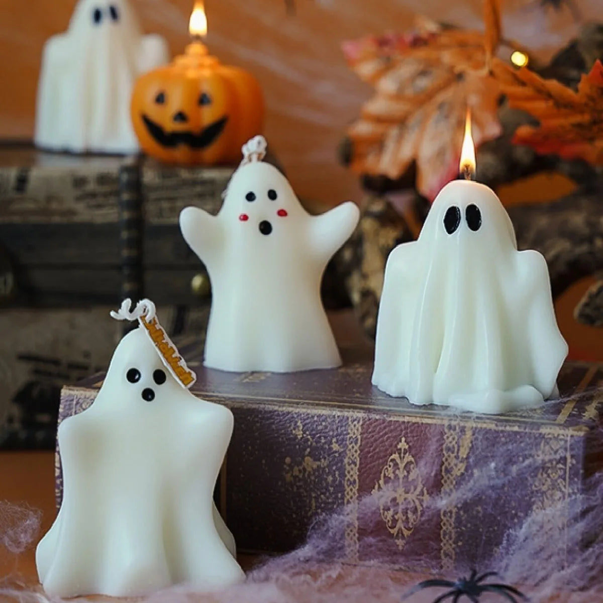Halloween Ghost Aromatherapy Candle – 1pc